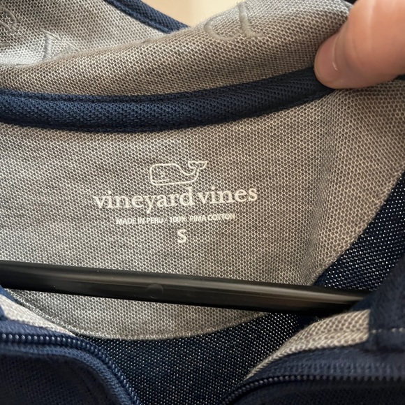 Vinyard vines quarter zip - Picture 3 of 3
